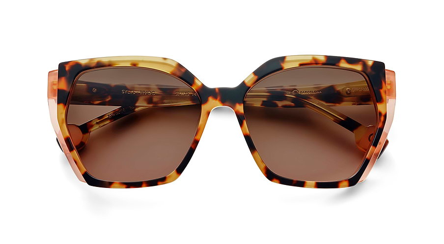 Das Bild zeigt die Sonnenbrille SYLYS von der Marke Etnia Barcelona in havanna.